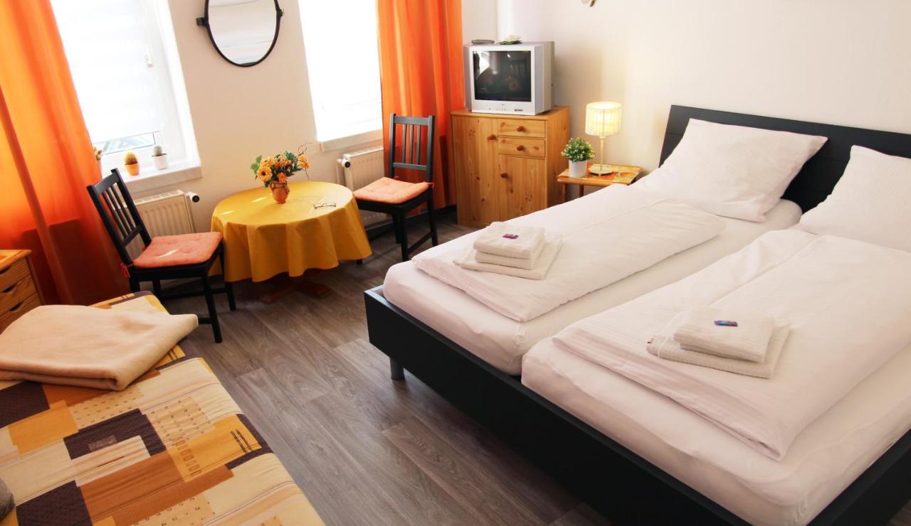 Ferienwohnung Familienwohnung Kröpelin Exterior foto